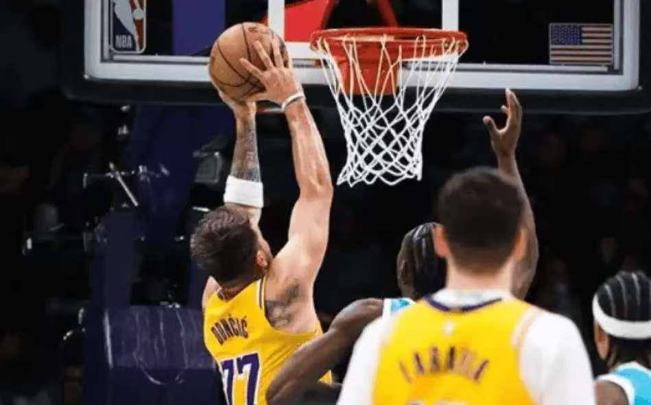 NBA总决赛倒计时；布莱顿转会期单刀错失；细节引发关注；话题不断；球队文化再被提及的简单介绍-开云娱乐体育