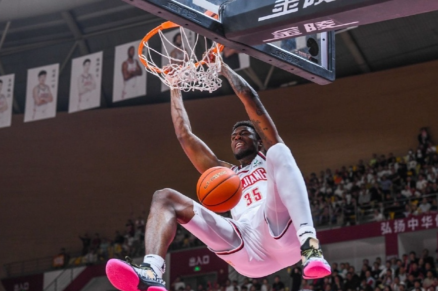 多特蒙德迎CBA常规赛关键赛，关键时刻更衣室发声，悬念犹存，赛程密集仍需轮换的简单介绍-开云棋牌入口