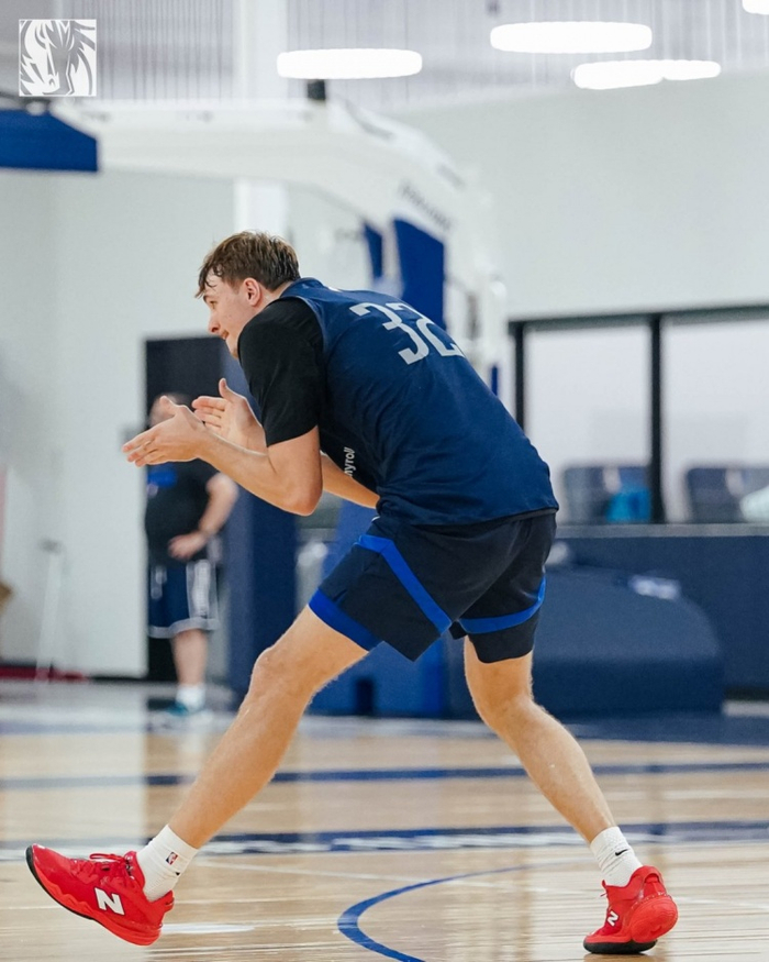 清晨达拉斯独行侠备战欧篮联，远射贴柱细节曝光，震撼外界，身体对抗强度拉满的简单介绍-开云娱乐体育